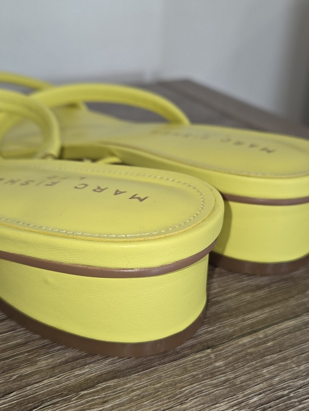 Marc Fisher LTD Women's Raelyn Yellow Square Toe Heeled Sandals 9M - Picture 7 of 8